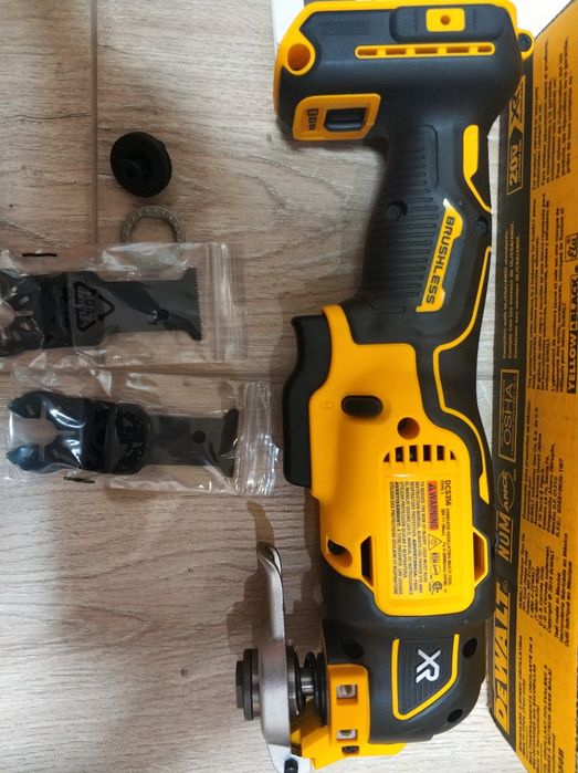 Мультитул реноватор DEWALT DCS356B 20V MAX бесщеточный 3-х скоростной