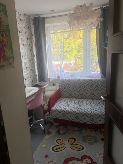 Mieszkanie 3 pokoje os. Kmiecie