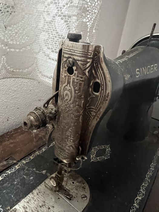Maquina costura antiga SINGER