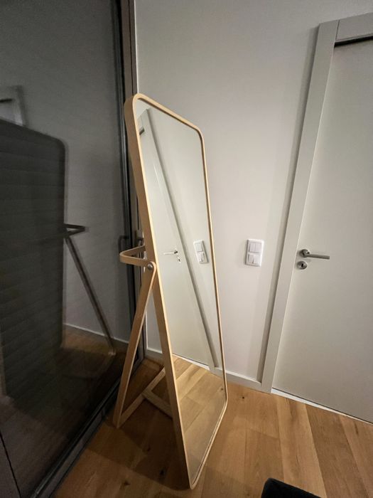 Espelho de pé IKEA