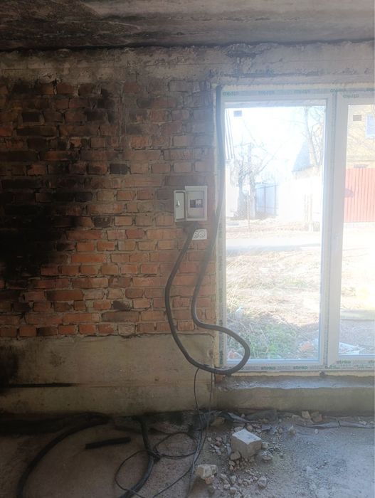 Дача під реконструкцію з міцною основою та світлом. Соколовський масив