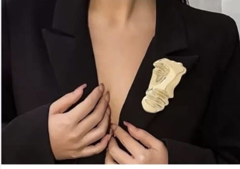 Вінтажні брошки в стилі salvador dali