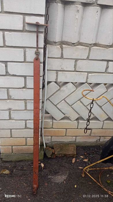 Штаба для дверей підвала, гаража., с замком