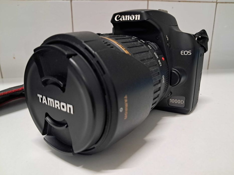 Máquina Fotografica Canon EOS Digital 1000D + Objetiva Tamron 18/200