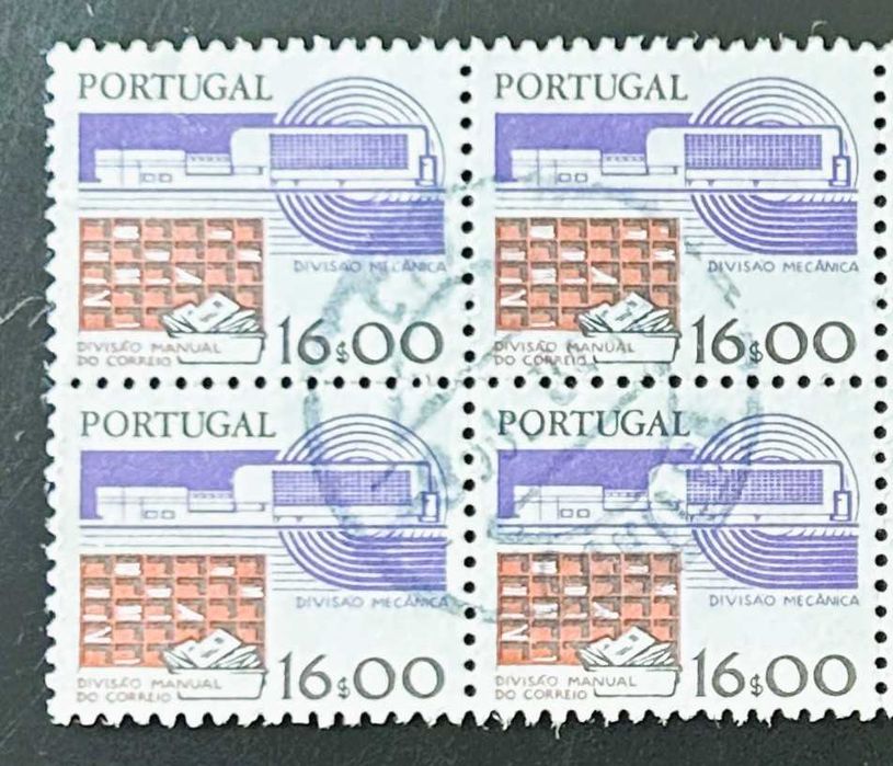 Quadra de selos usados de 16$00 - Instrumentos de trabalho - 1983