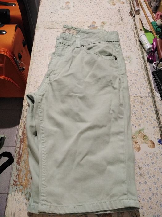 Vendo calça de ganga novas para homem bom estado