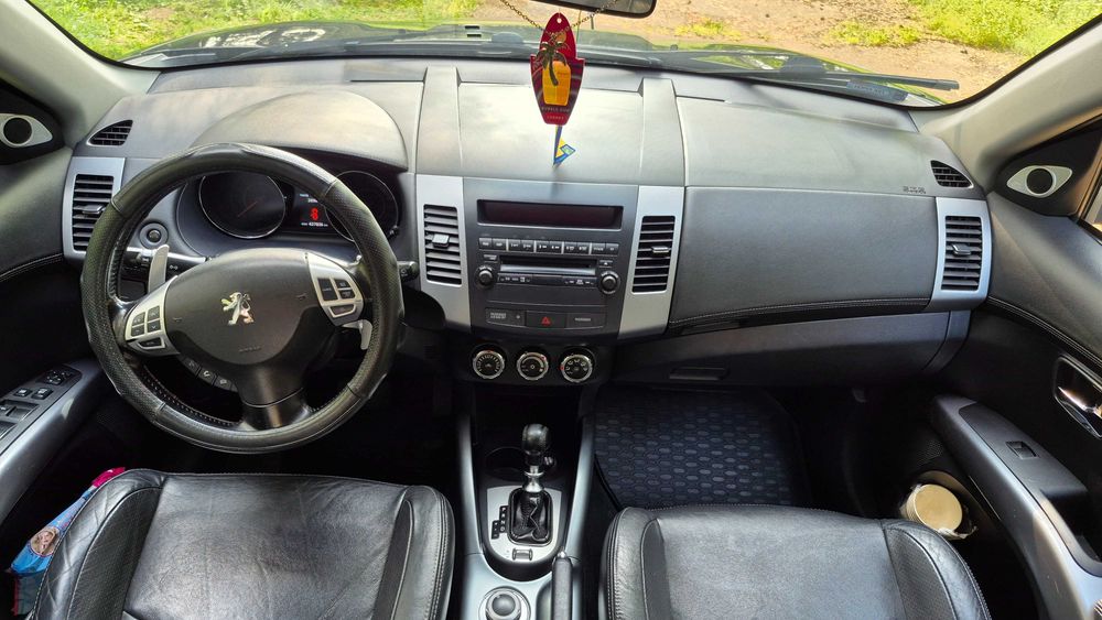 Peugeot 4007 (2010), 2.2 HDi Дизель