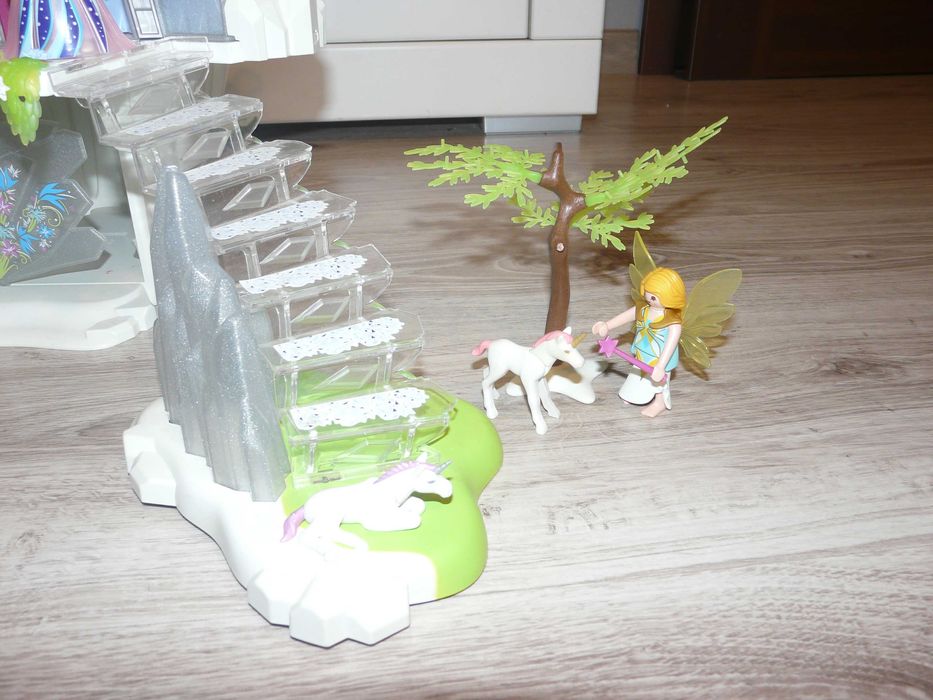 Playmobil duży pałac księżniczek.