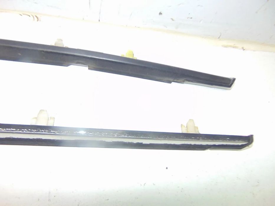 Toyota Corolla XL EE90 raspadores/frisos