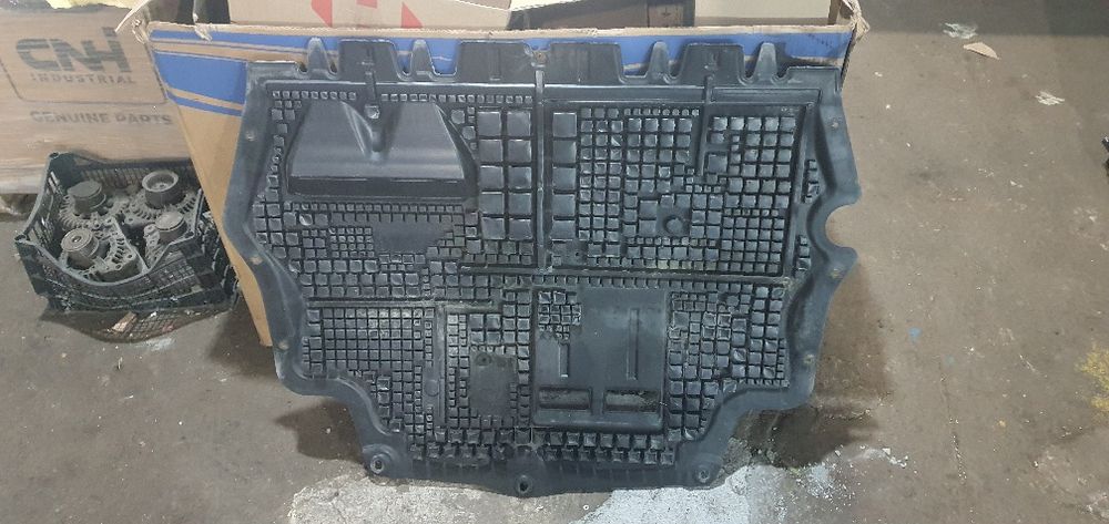 Розборка шрот запчастини разборка Volkswagen Caddy авторозборка