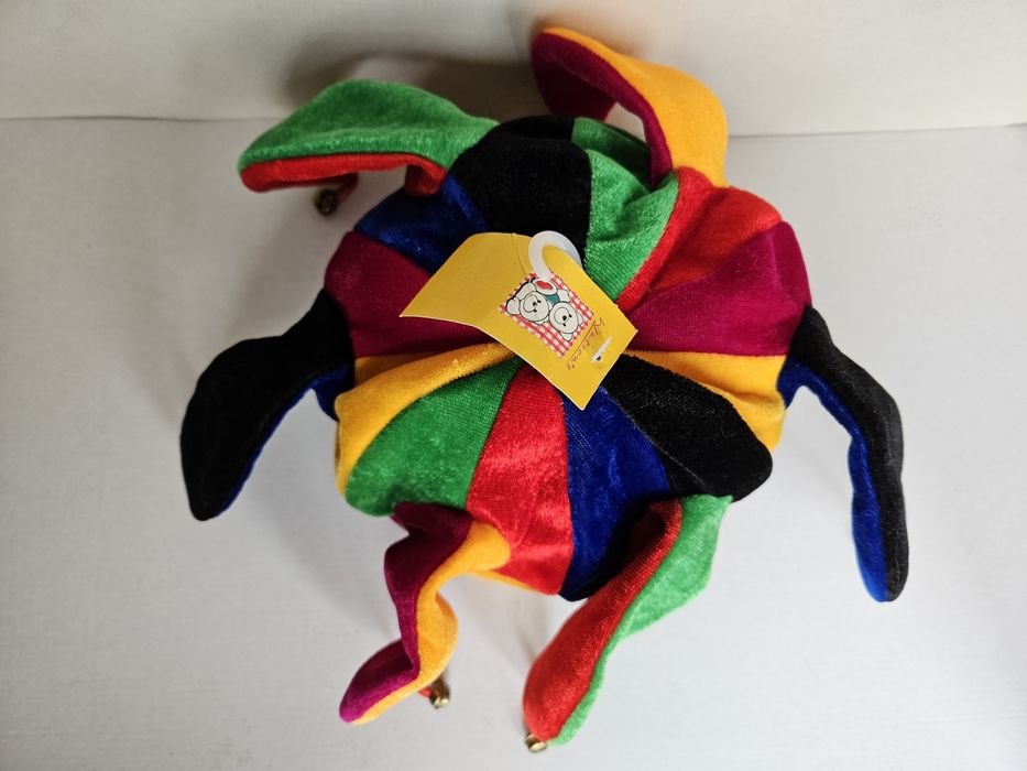 Chapéu Fantasia Multicores Adulto 6 bicos e guizos