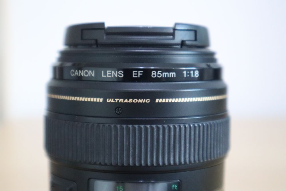 Canon EF 85mm F/1.8 USM