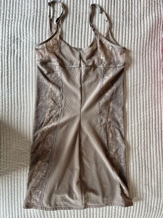 Wyszczuplająca haleczka Triumph M