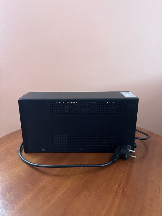 Источник бесперебойного питания (ИБП) LogicPower 650 VA