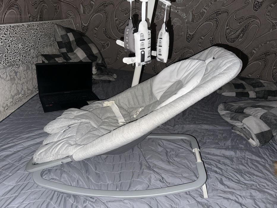 Дитячий шезлонг Joie