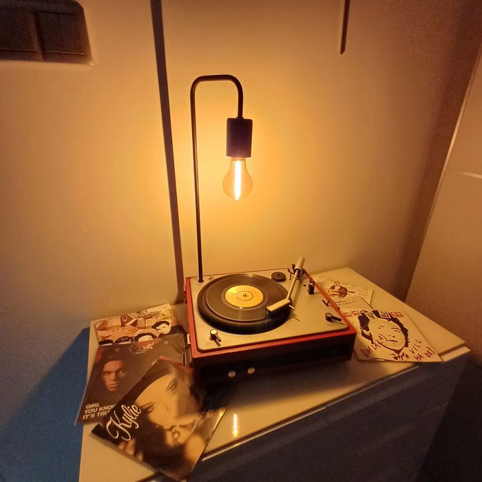 Gramofon retro dekoracja