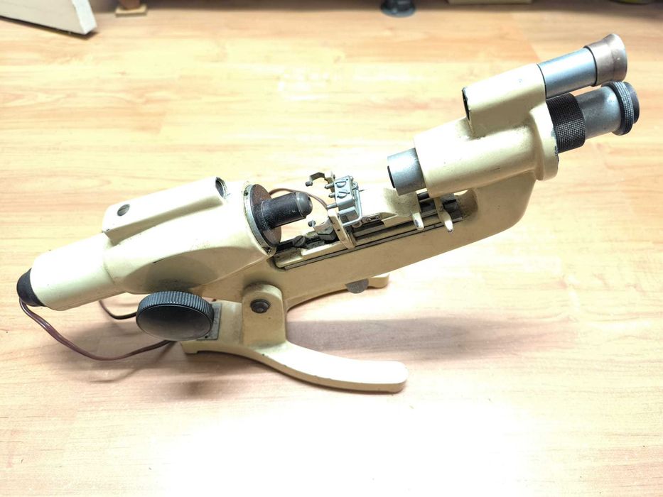 Fronto-Focómetro Vintage