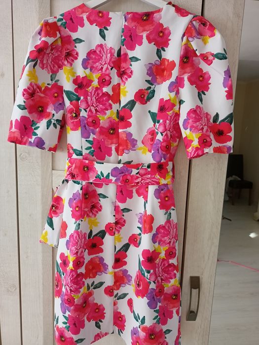 Sukienka Mohito kwiatowa