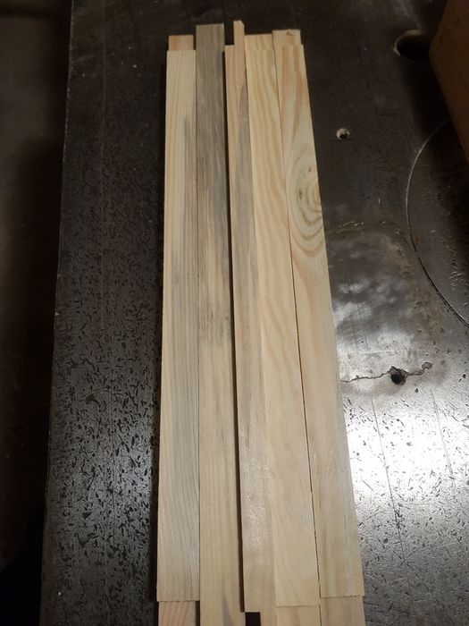 Рамки до вуликів із синівою Рута