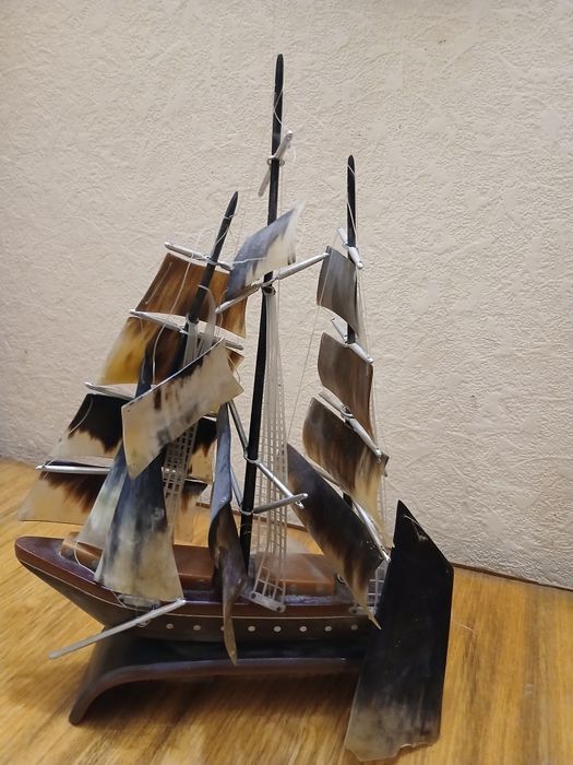 Парусник советский  б /у