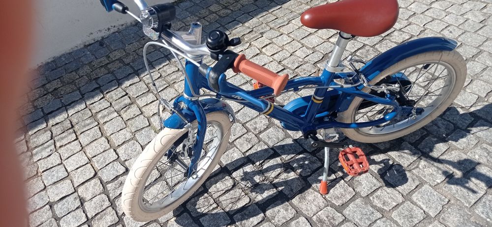 Bicicleta Btwin City 900