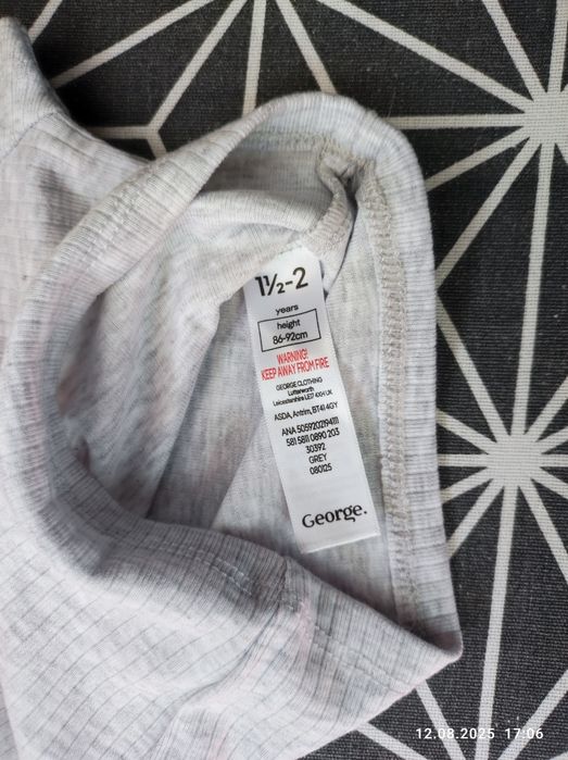 Футболка укорочена