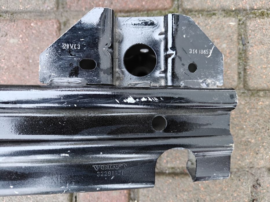 В наявності задній підсилювач Volvo C40 XC40 RECHARGE EX40 EC40