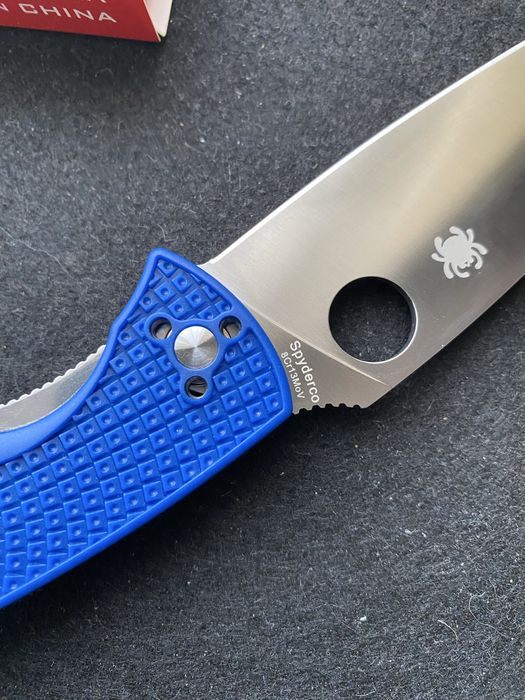 Spyderco Resilience lightweight 8Cr13MoV