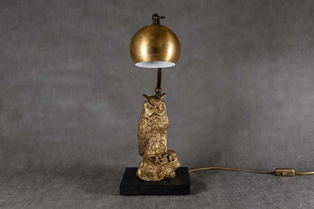 Mosiężna lampa stołowa z figurą sowy, z ok lat 30. XX w.