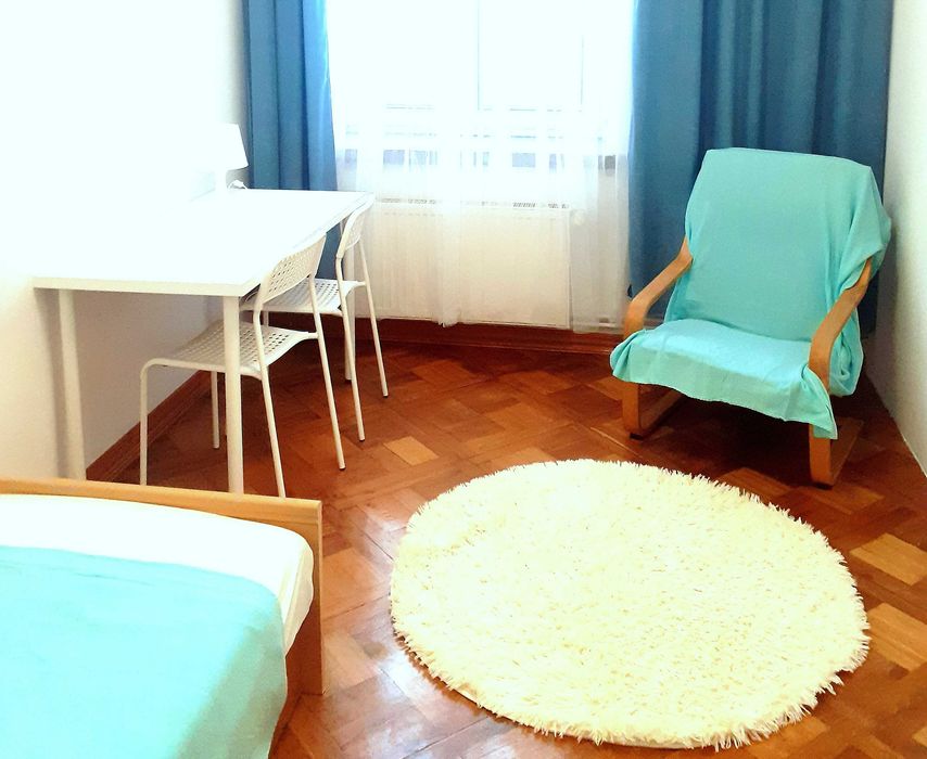 Pokój jednoosobowy, Ścisłe centrum. Niecała 4 (studenci lub pracujący)