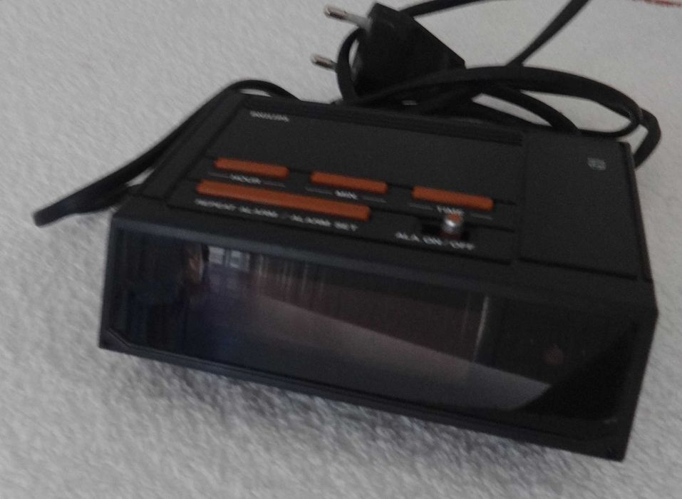 Despertador Digital Philips HR5279 Vintage