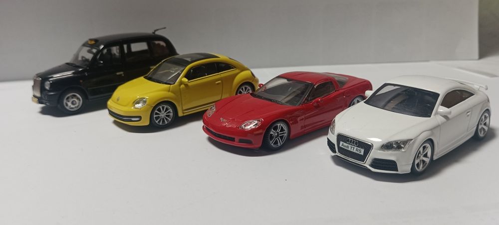 Carros escala 1/43 (lote de 20 carros)