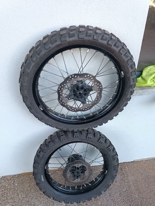 Jantes  mota APE Racing 19"/18" com Pneus Michelin e Mitas