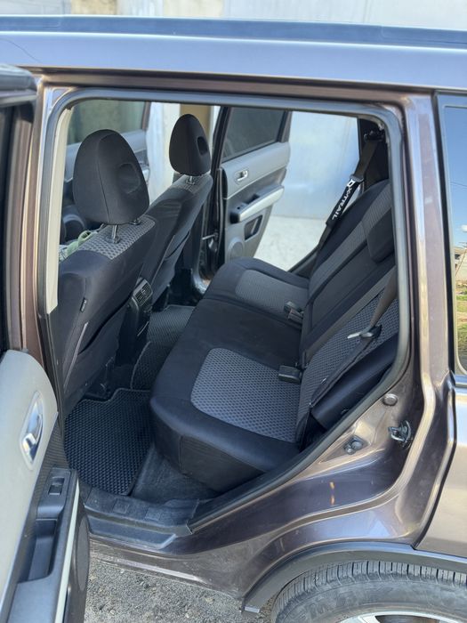 Nissan X trail t31