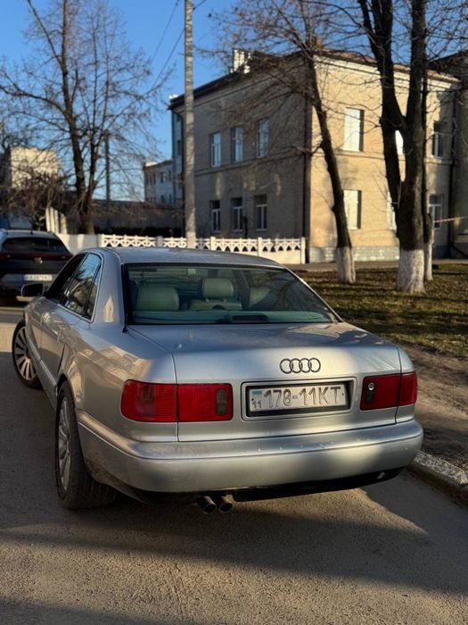 Ауді а8 д2 1998р