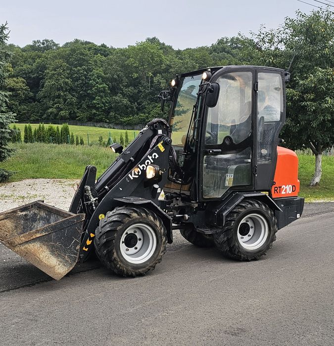 Kubota  RT 210D 33KM  brutto miniładowarka  weidemann  mini ładowarka