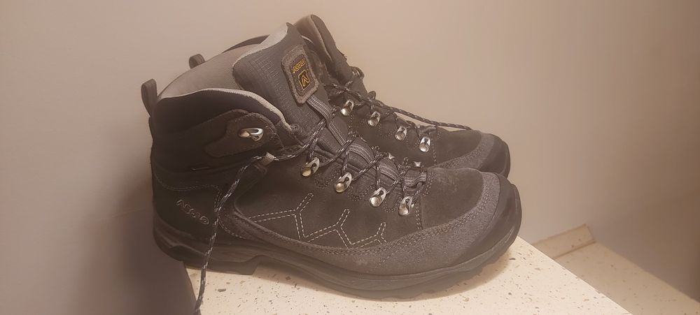 Чоловічі чоботи asolo 42  розмір