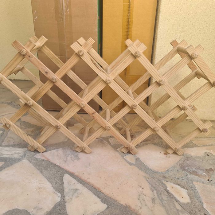 Garrafeiras dobráveis para 14 garrafas (empilháveis)