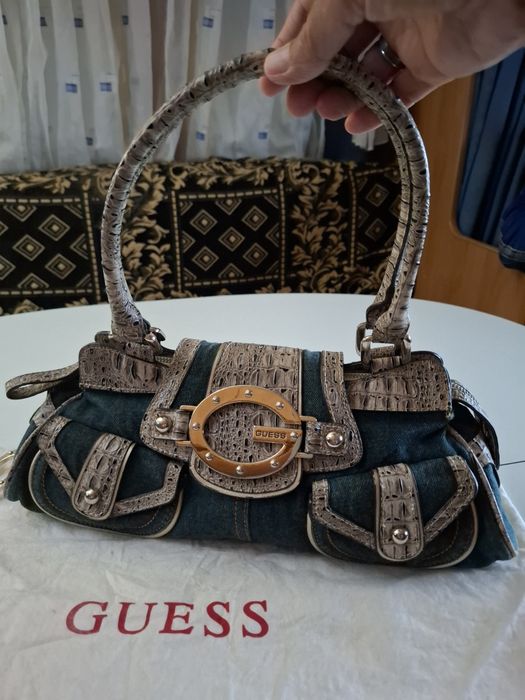 Bolsa Guess vintage y2k G