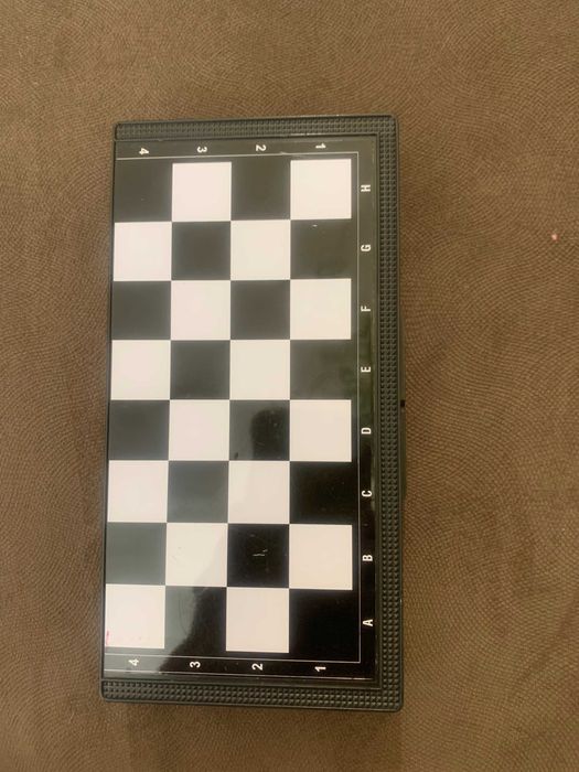 Детские комплектные Шахматы  нарды