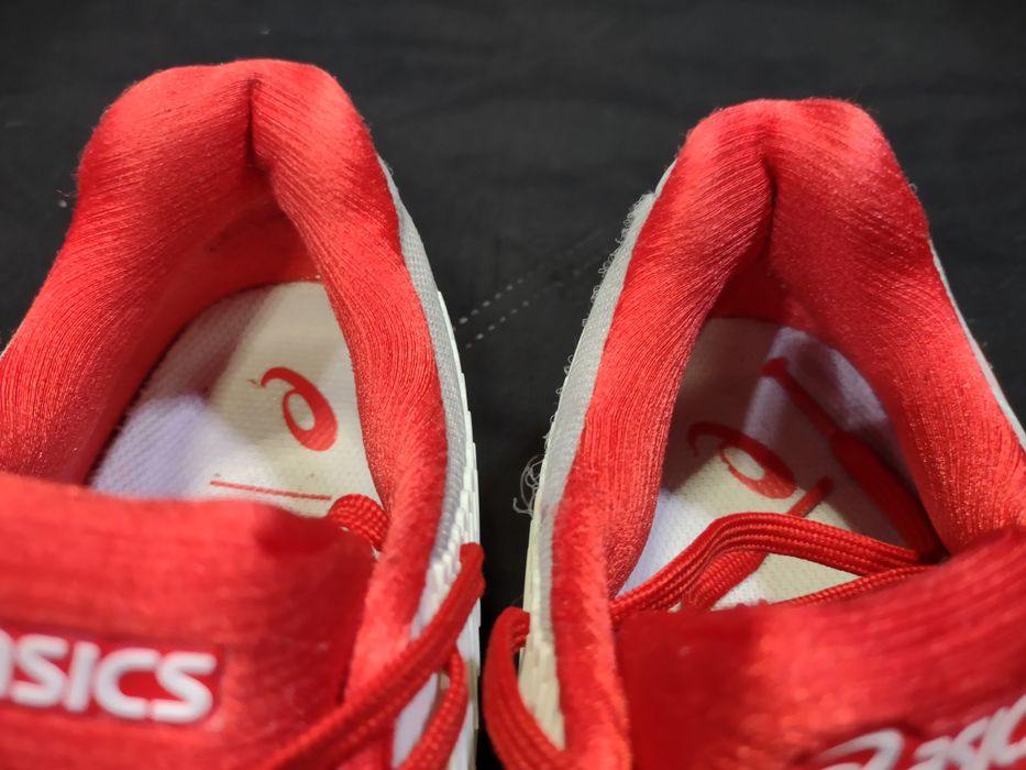 Buty sportowe damskie Asics 37,5(24 cm)