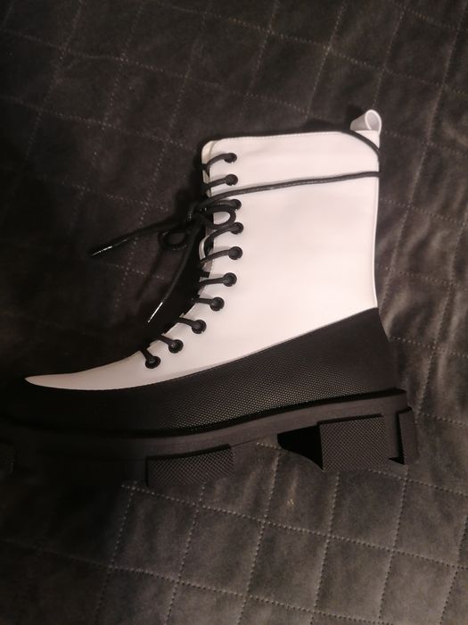 Workery ocieplane na zimę białe roz 40 Nowe