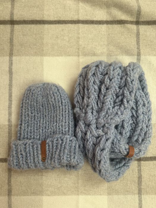 Комплект шапка + шарф від українського бренду Knittogolic