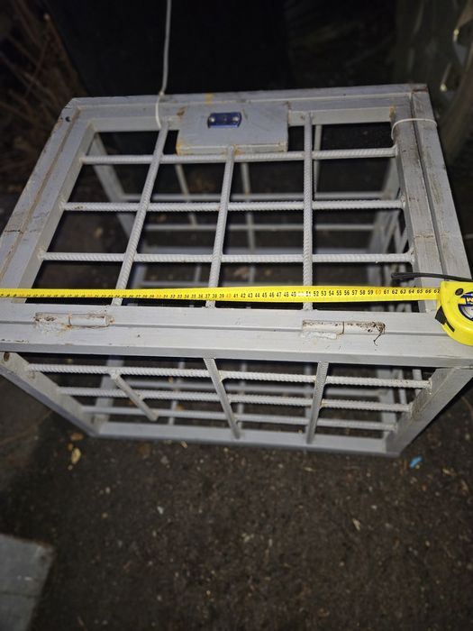 Клітка яшік сейф