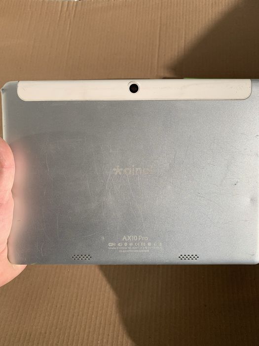 Планшет на запчастини чи під відновлення