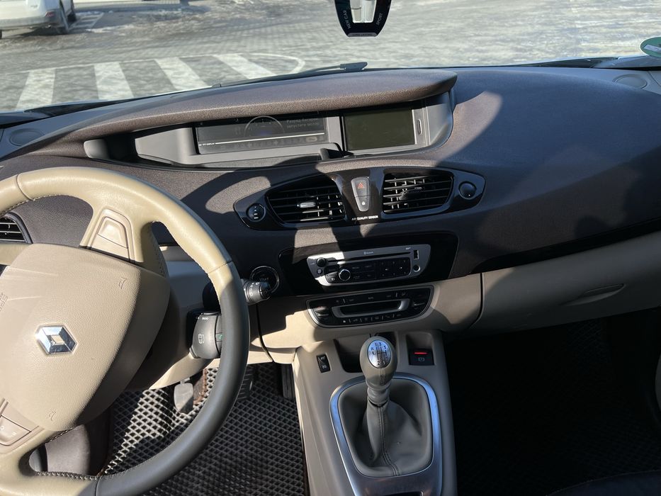 Renault Grand Scenic 1.6 d