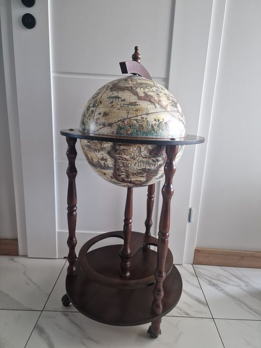 Barek na alkohol globus jak nowy