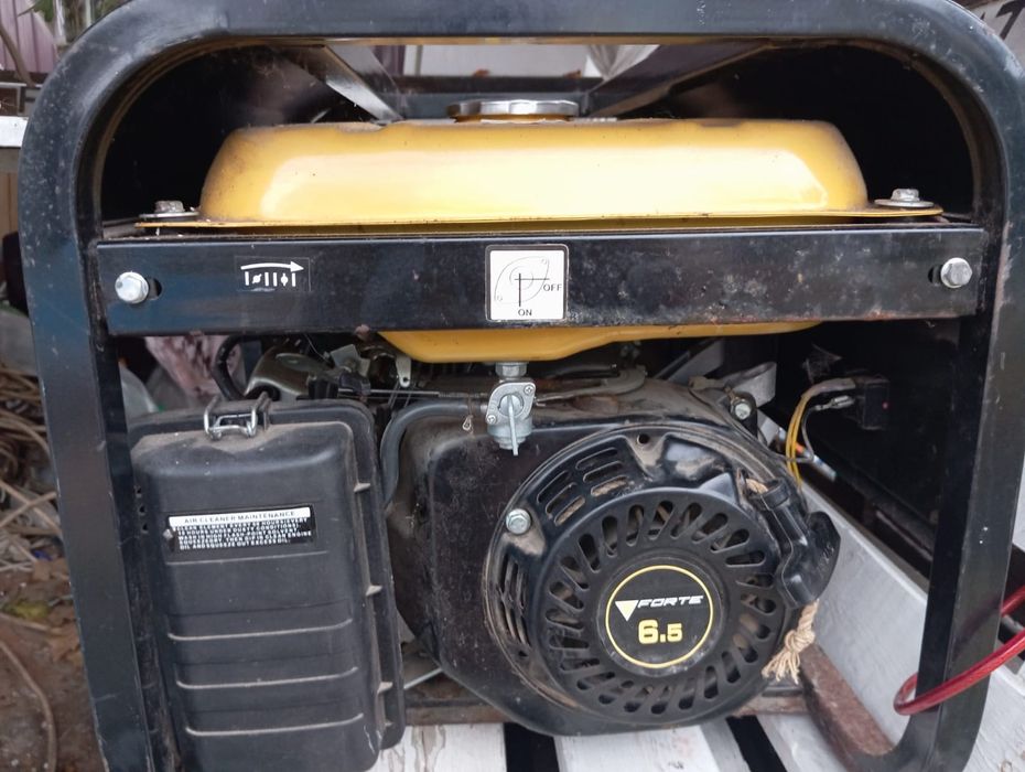 Генератор бензиновий Forte FG 3500, мах 2,7 квт.