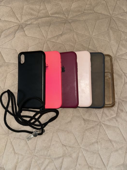 Чохли на IPhone XR