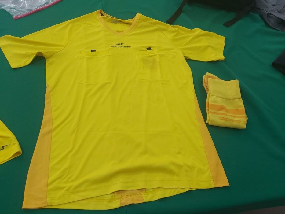 Equipamento de árbitro